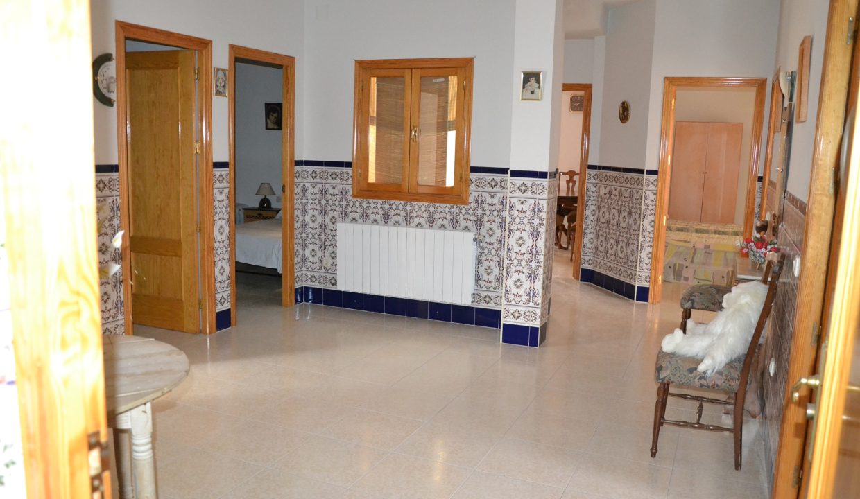 hall-1