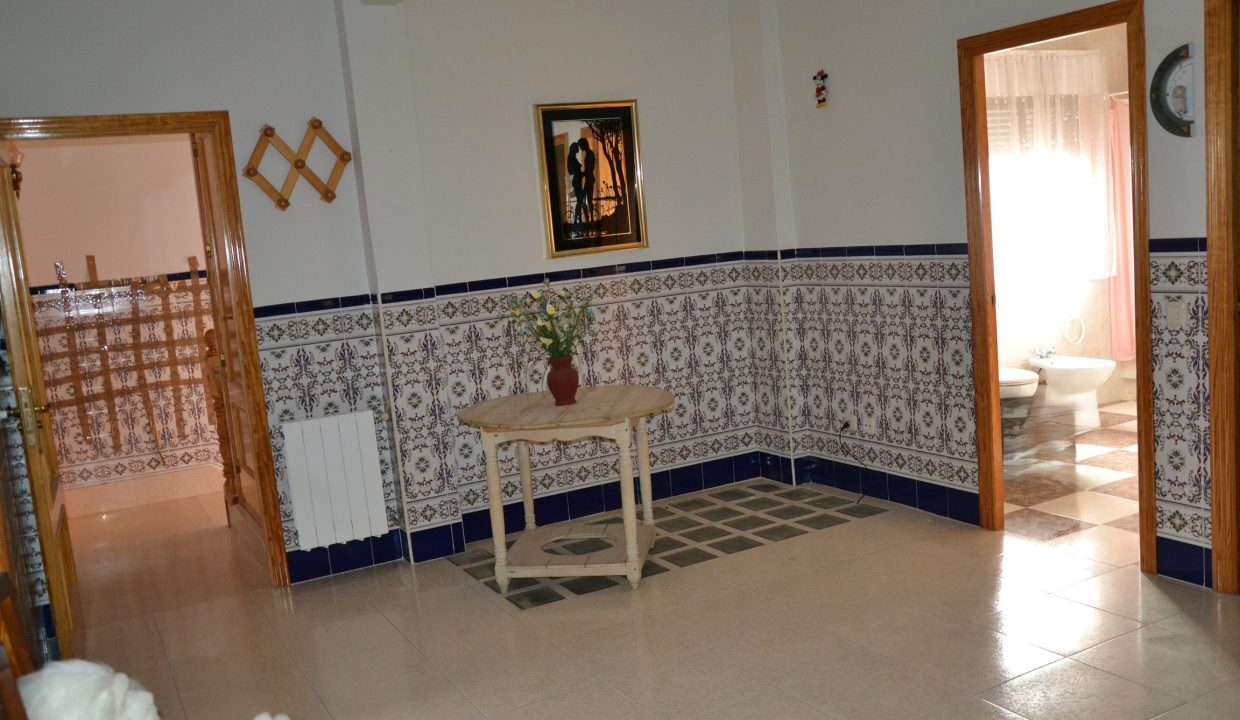 hall-2